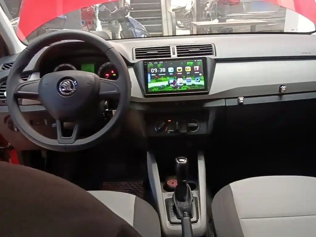 صورة 10 - Škoda Fabia