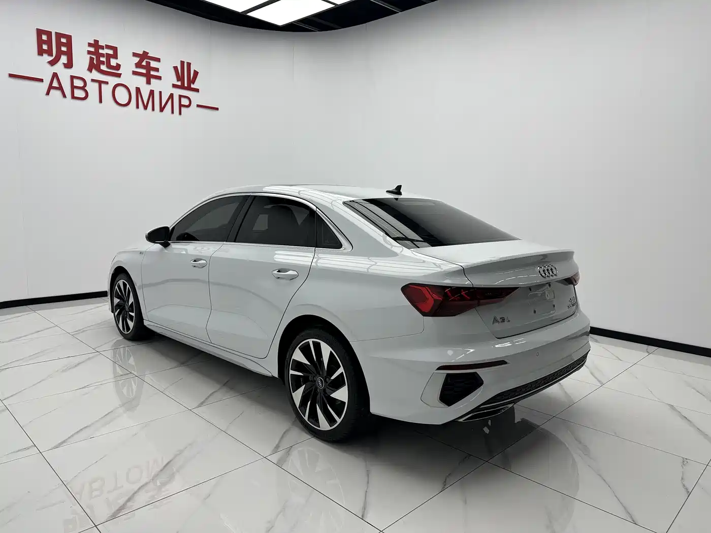 Audi A3 2023 A3L Limousine 35 TFSI Fashion Sport фото 8