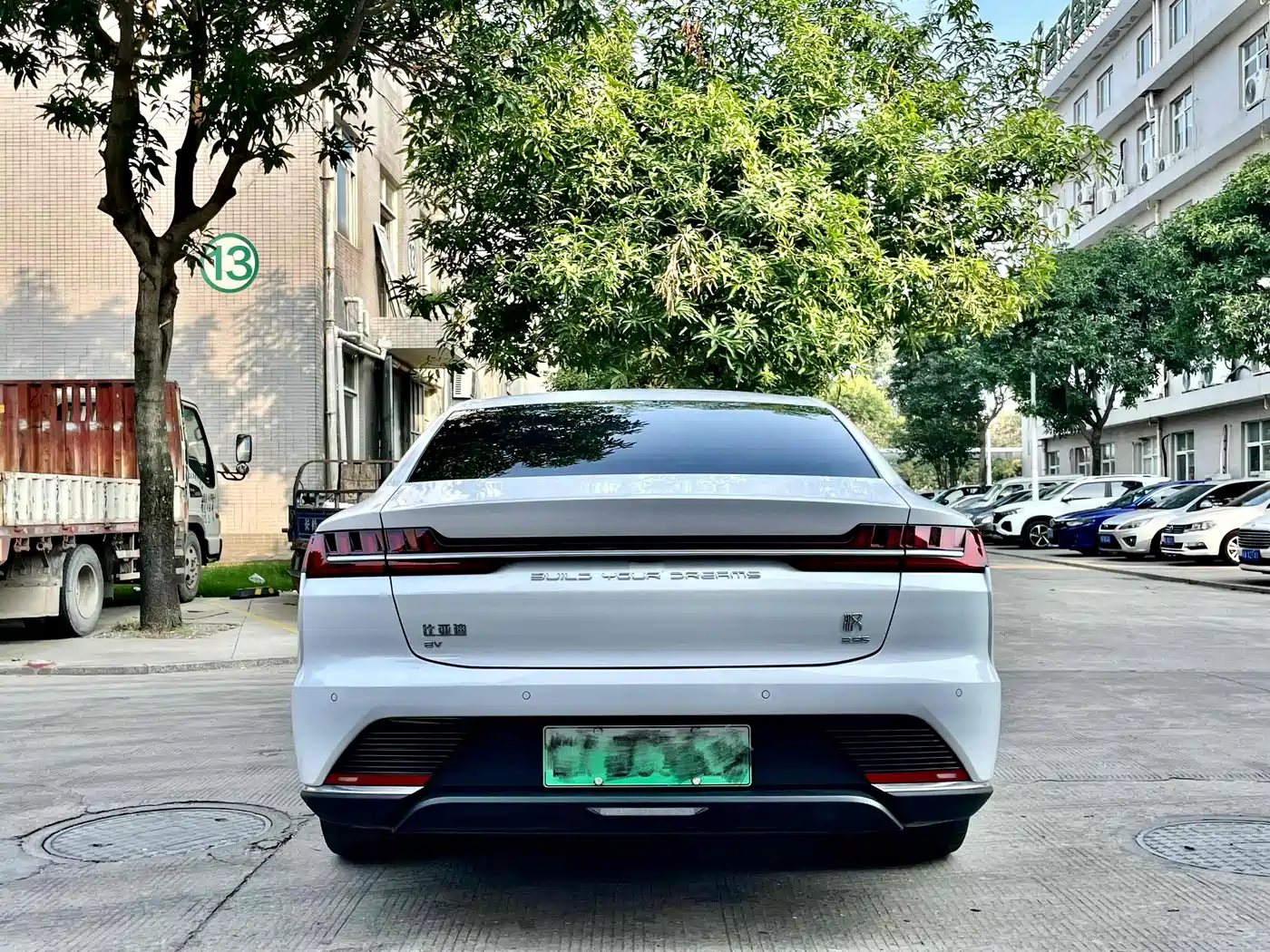 BYD Han 2020 DM AWD Performance Luxury Edition фото 10