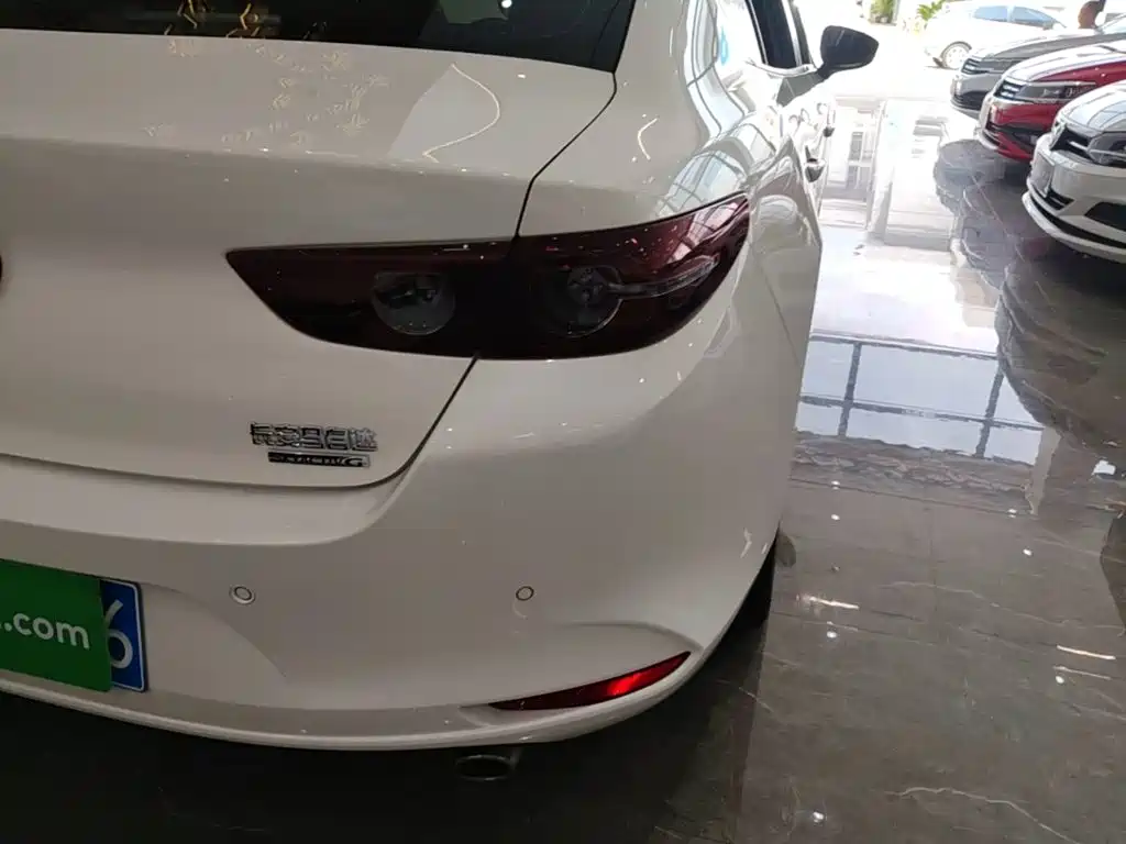 Mazda Mazda3 Axela 2025 2023 2.0L Auto Zhixuan