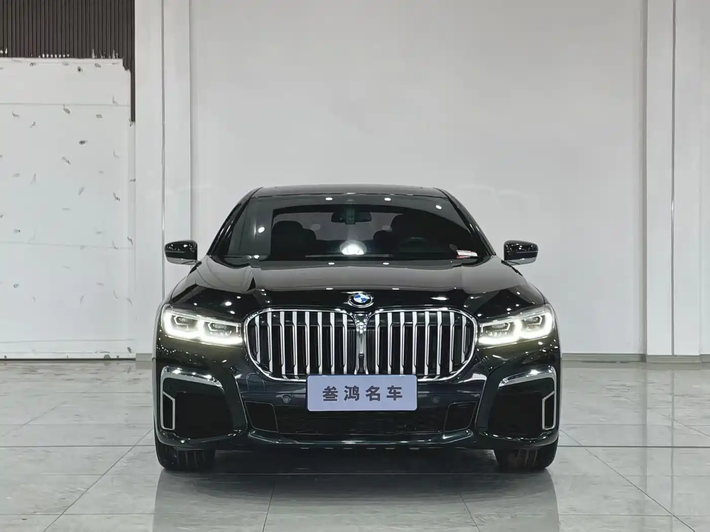 BMW 7 Series 2019 740Li Leading M Sport Package фото 2