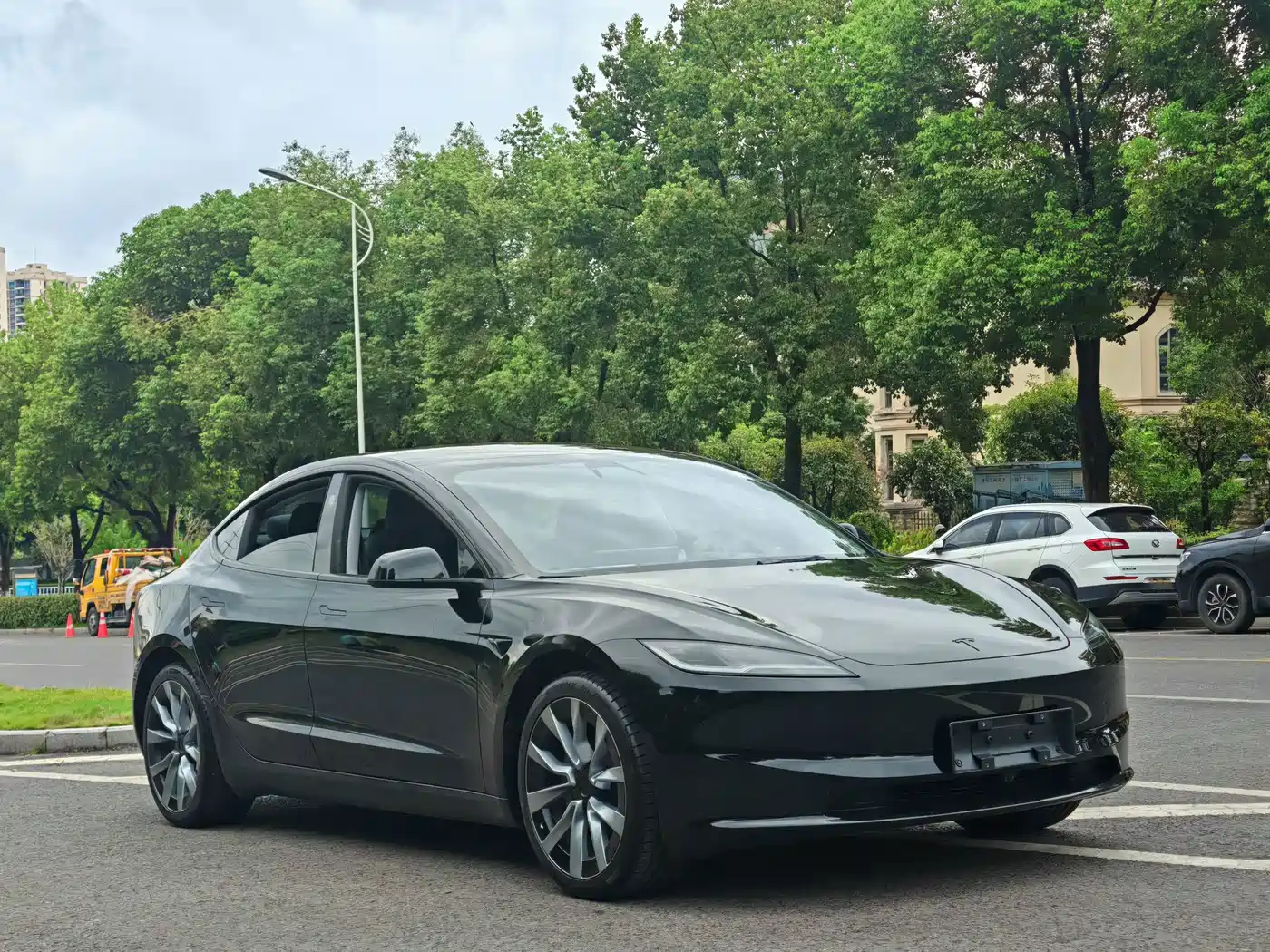 Tesla Model 3 2026 2025 Long Range All-Wheel Drive