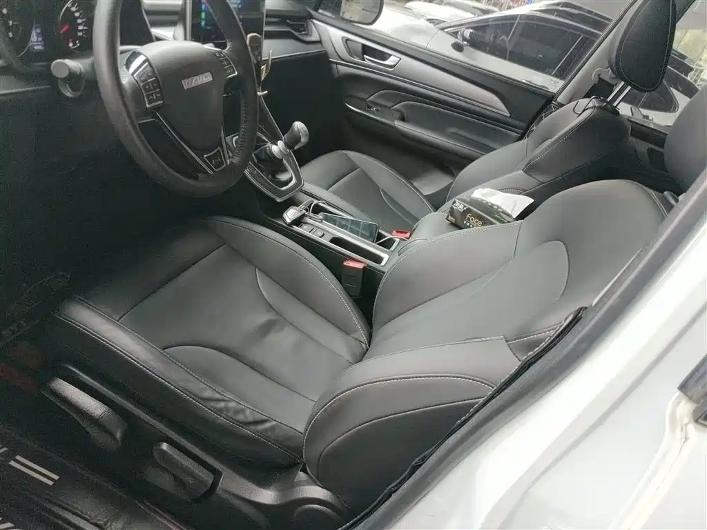 Haval M6 2021 PLUS 1.5T Manual Luxury Smart Connect фото 11