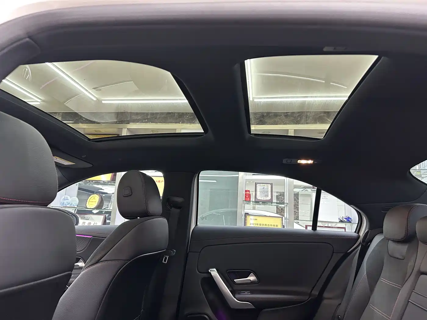Mercedes-Benz A-Class 2024 A 200 L Fashion Edition фото 10