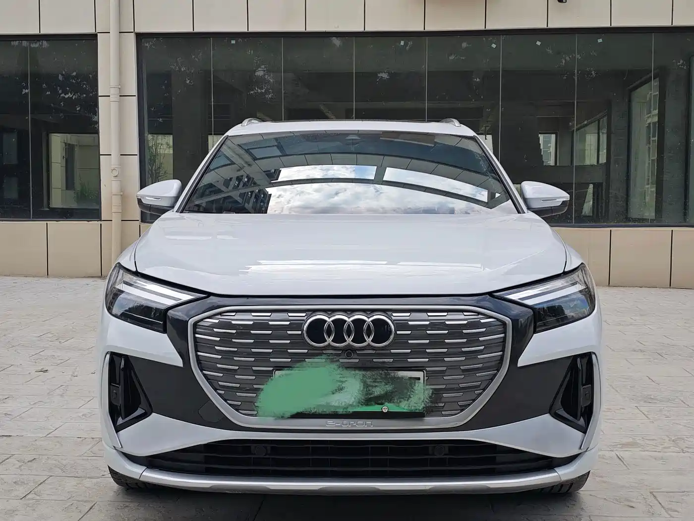 Audi Q4 e-tron 2023 2023 40 e-tron Pioneer Edition