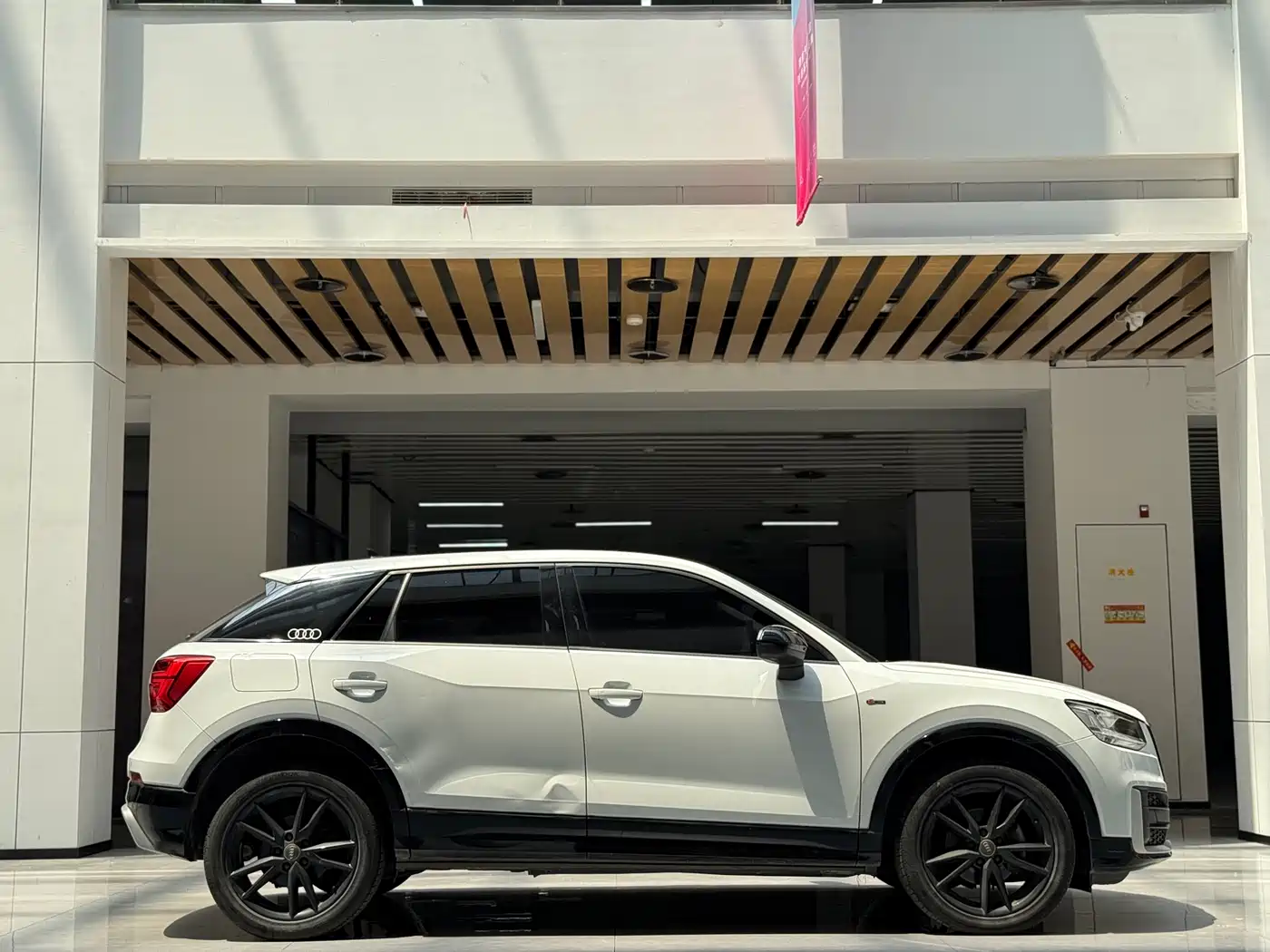 Audi Q2L 2020 35 TFSI Progressive Dynamic Model фото 4