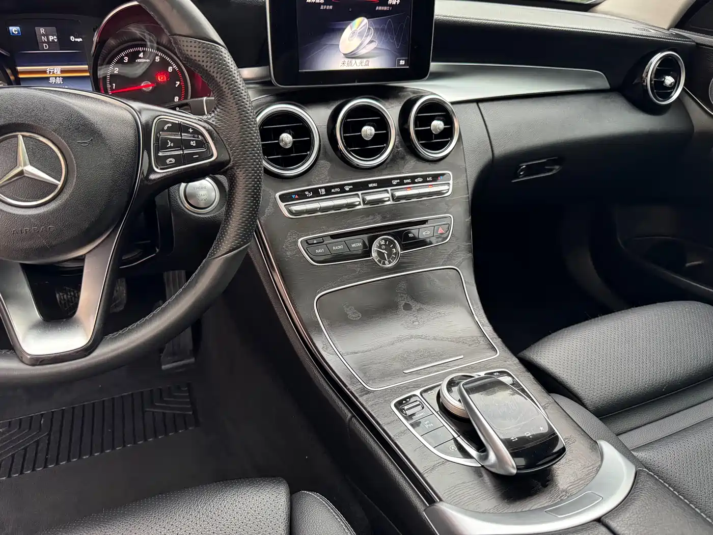 Mercedes-Benz C-Class 2016 C 200 L Sport фото 16