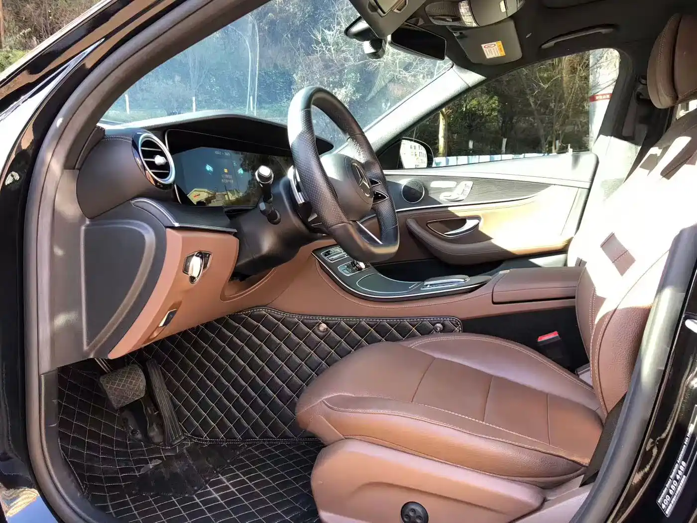 Mercedes-Benz E-Class 2021 E 300 L Sport Fashion фото 4