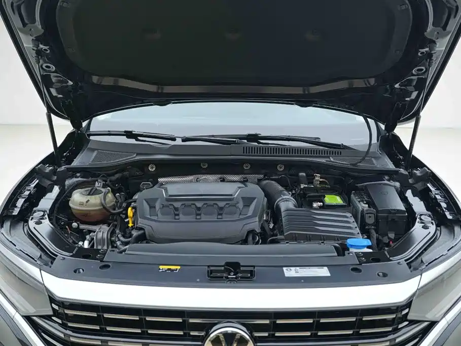 Volkswagen Passat 2024 380TSI Elite Edition фото 7