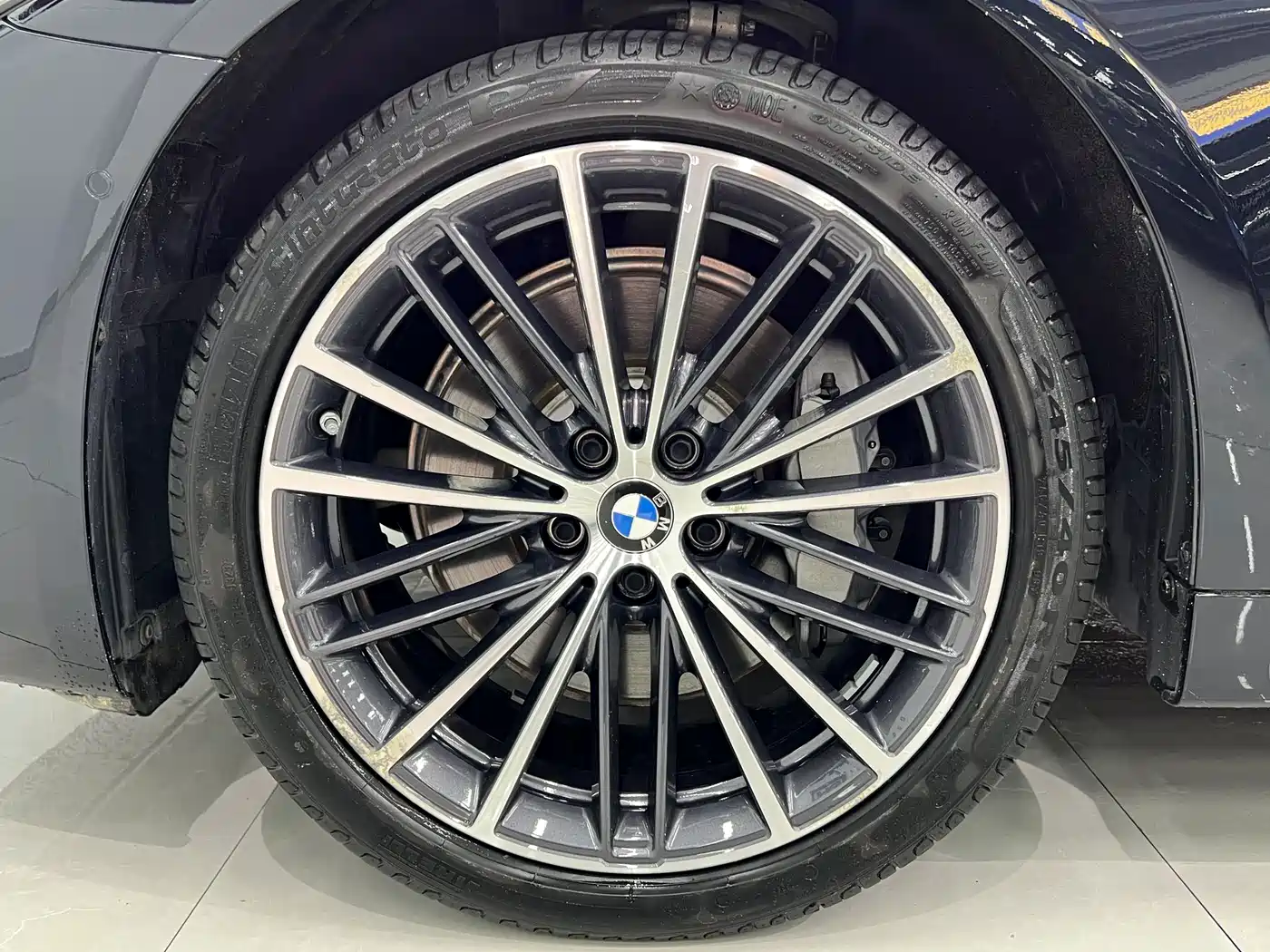 BMW 5 Series, миниатюра 13