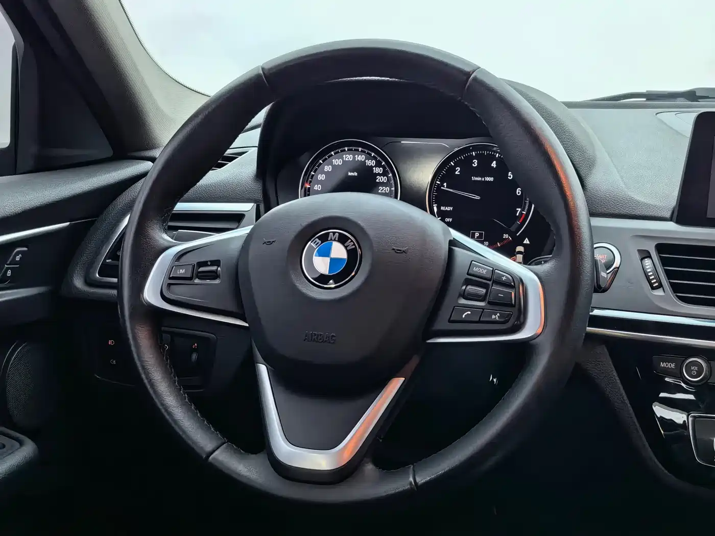 BMW 1 Series 2019 118i Fashion Edition фото 16