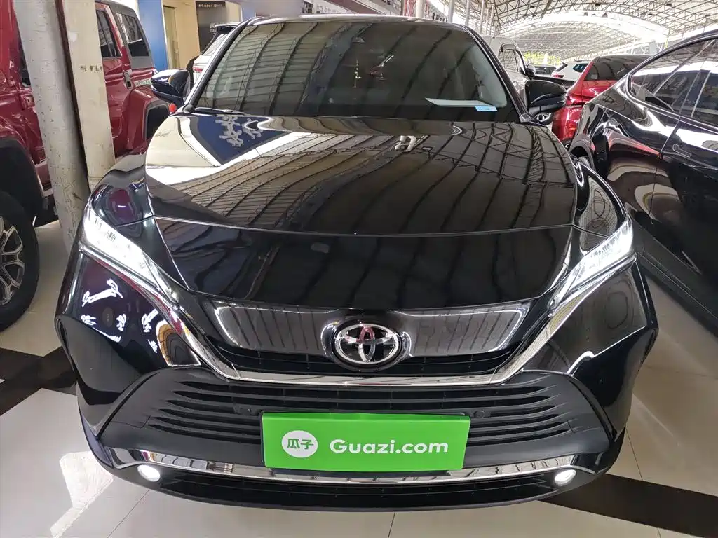 Toyota Lingfang HARRIER 2022 2.0L CVT 2WD Premium Edition фото 3