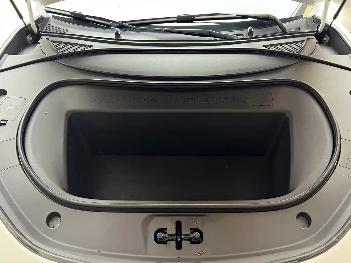 Avatr 12 2026 2026 Pure Electric 2WD Base Model