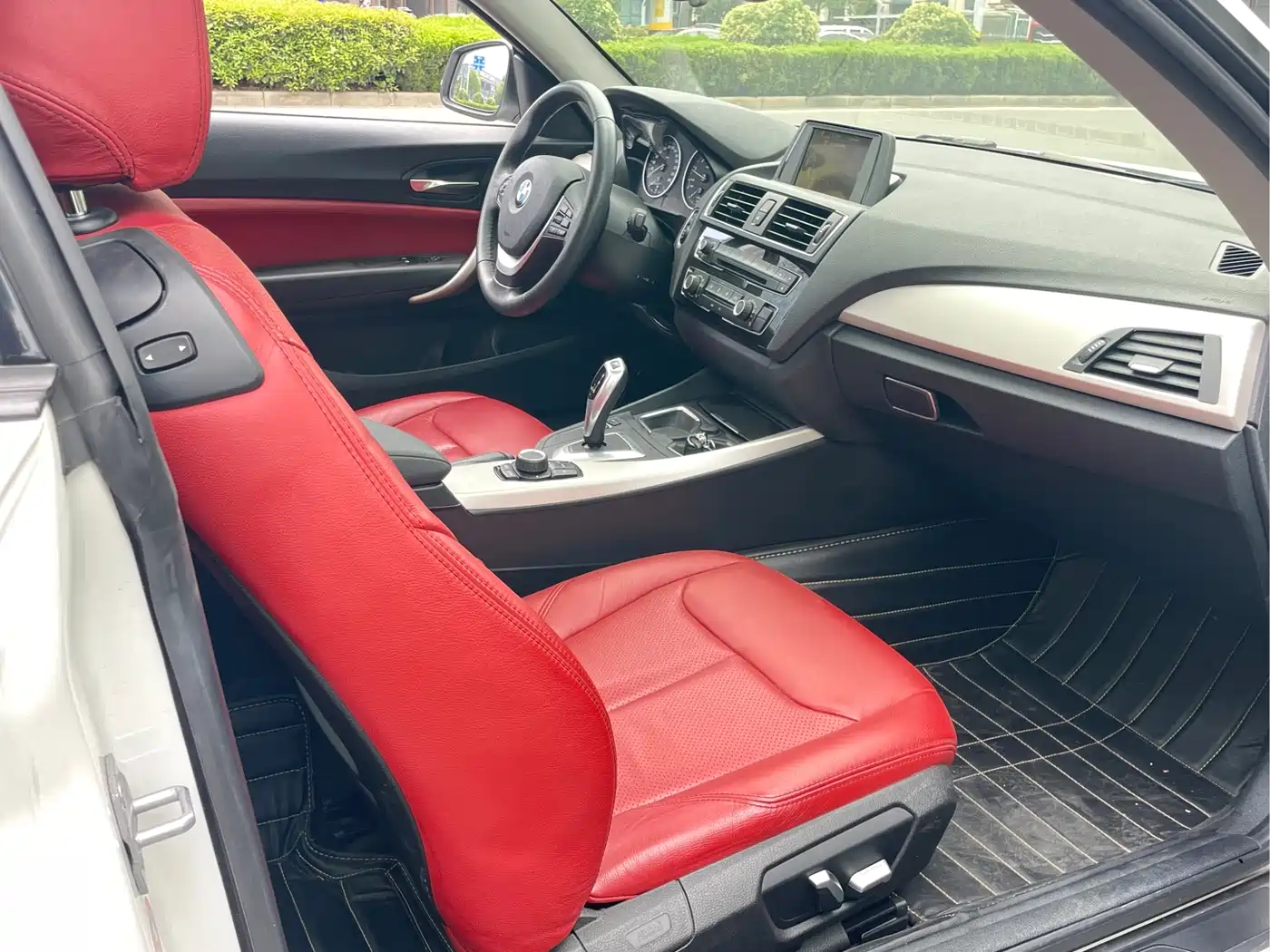 BMW 2 Series (Import) 2014 220i Leading фото 9