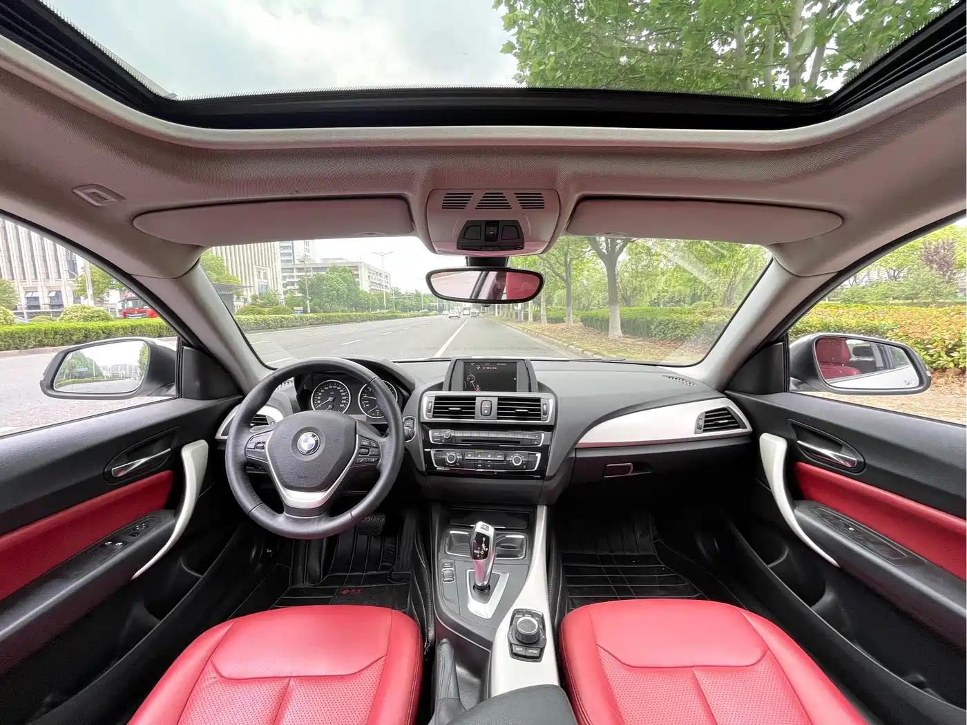 BMW 2 Series (Import) 2014 220i Leading фото 11
