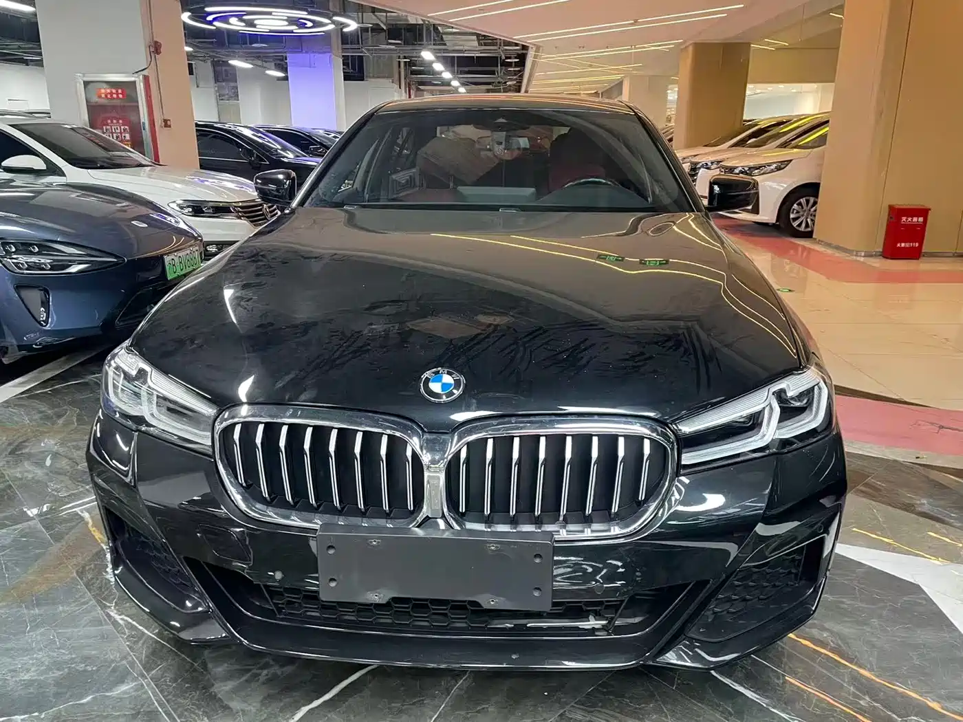 BMW 5 Series 2022 530Li Leading M Sport Package фото 2