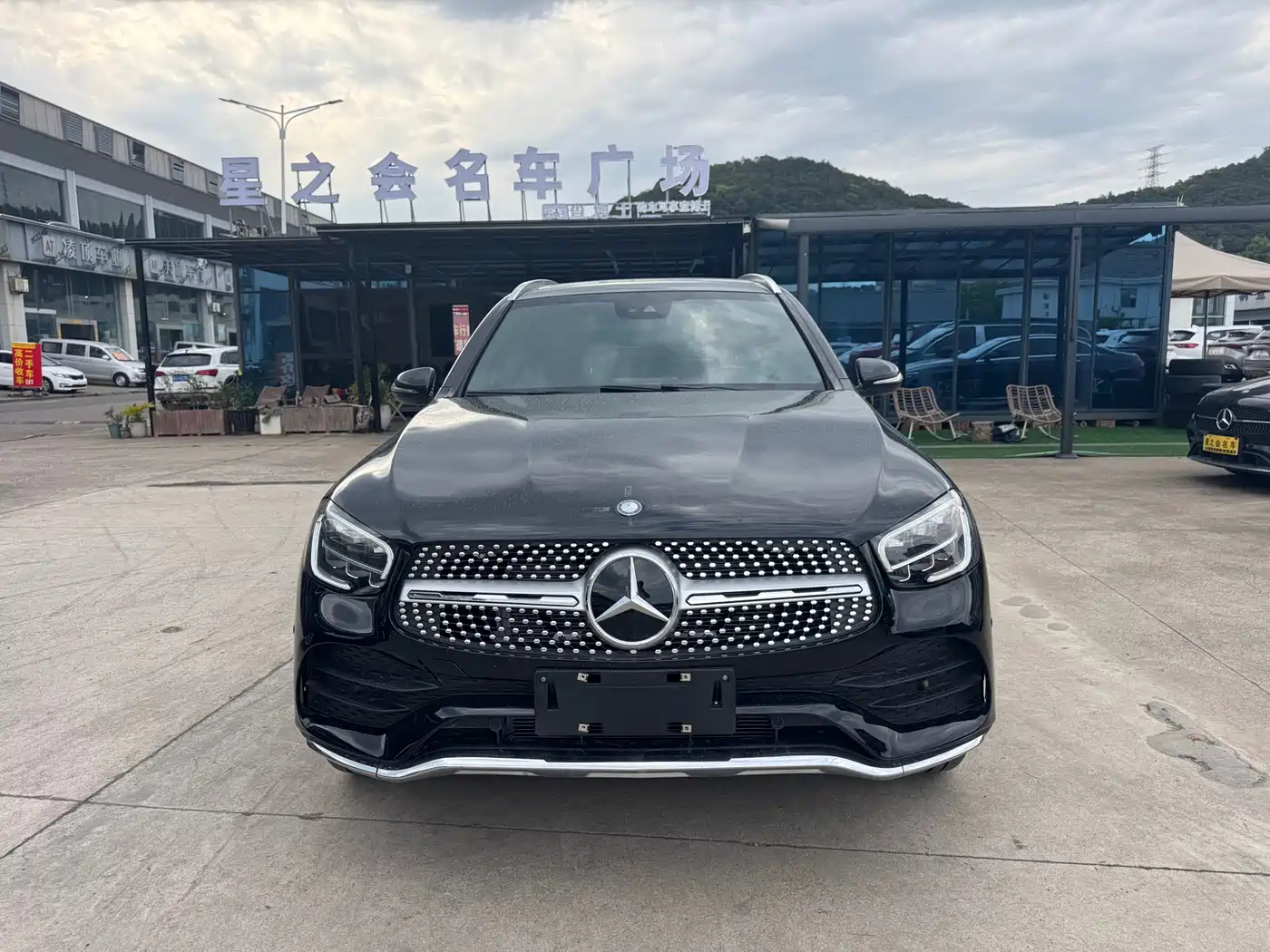 Mercedes-Benz GLC 2022 Model GLC 300 L 4MATIC Dynamic Edition фото 2