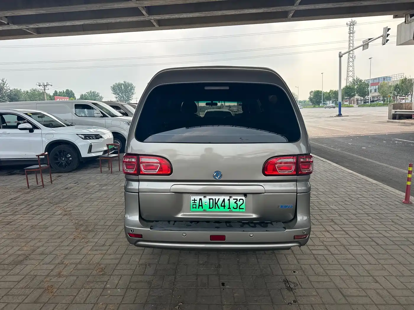 Dongfeng Fengxing Lingzhi New Energy 2021 2020 Long Range Comfort 9-seater