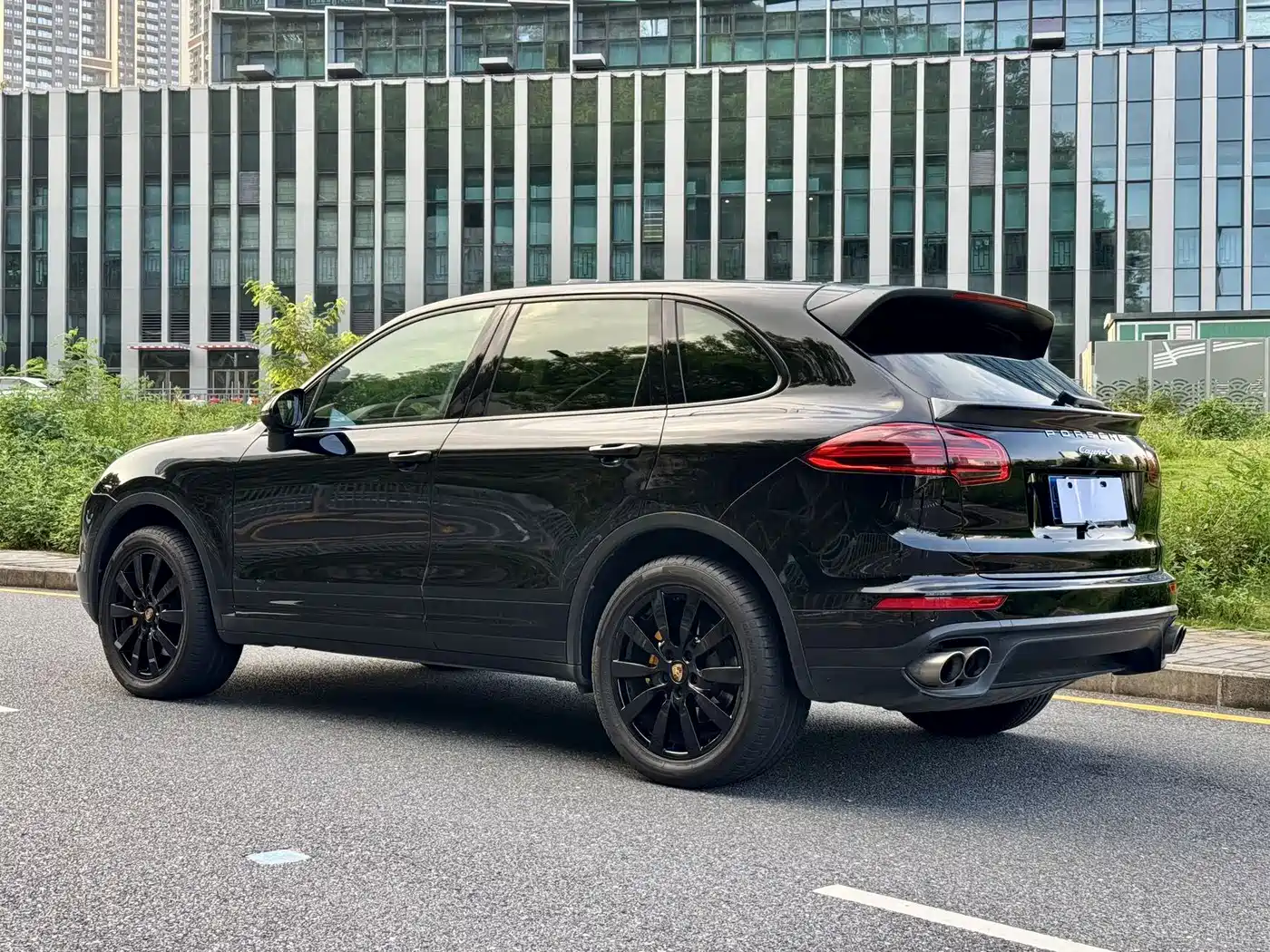 Фото 15 - Porsche Cayenne