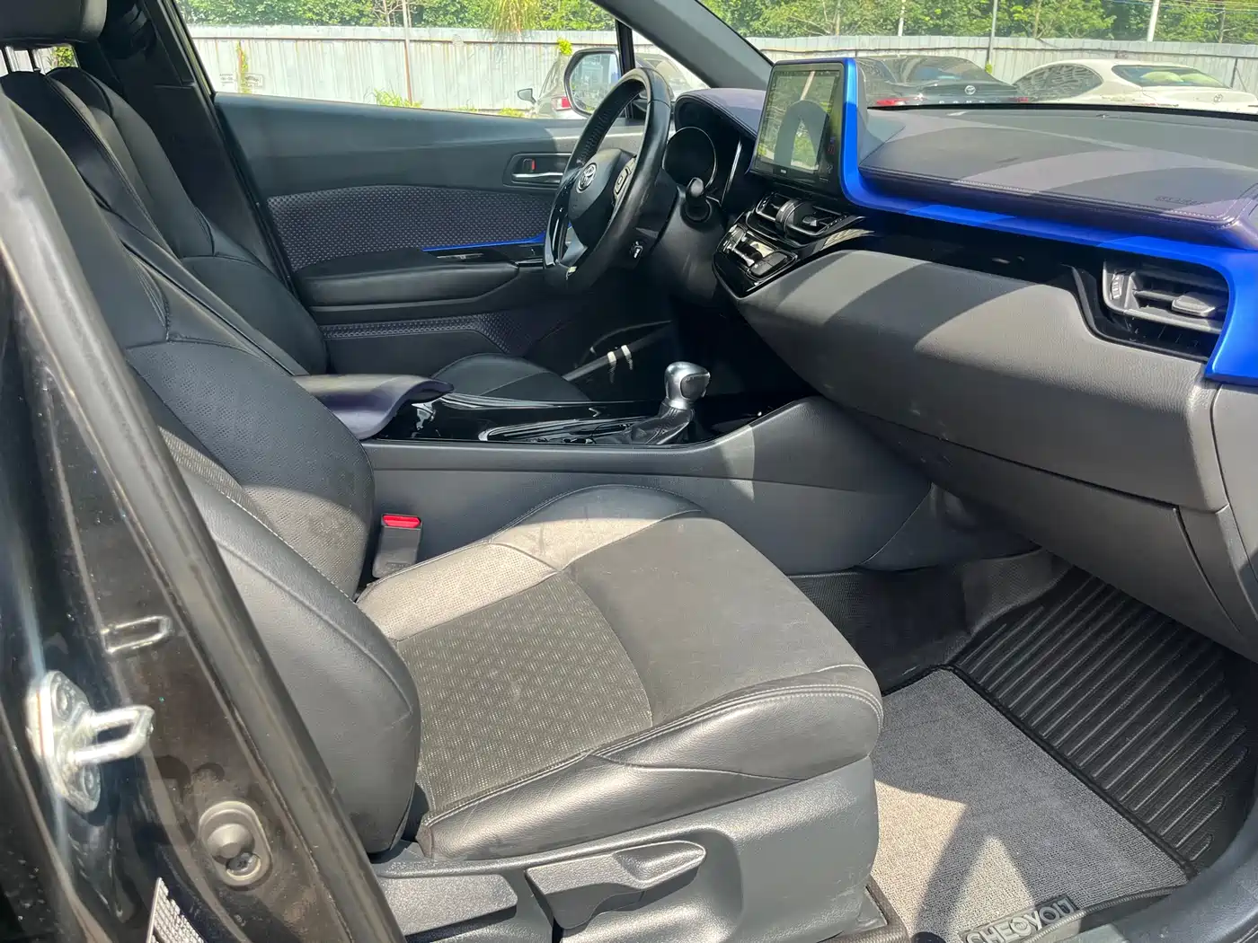 Toyota IZOA 2018 2.0L Speed Edition China VI фото 8