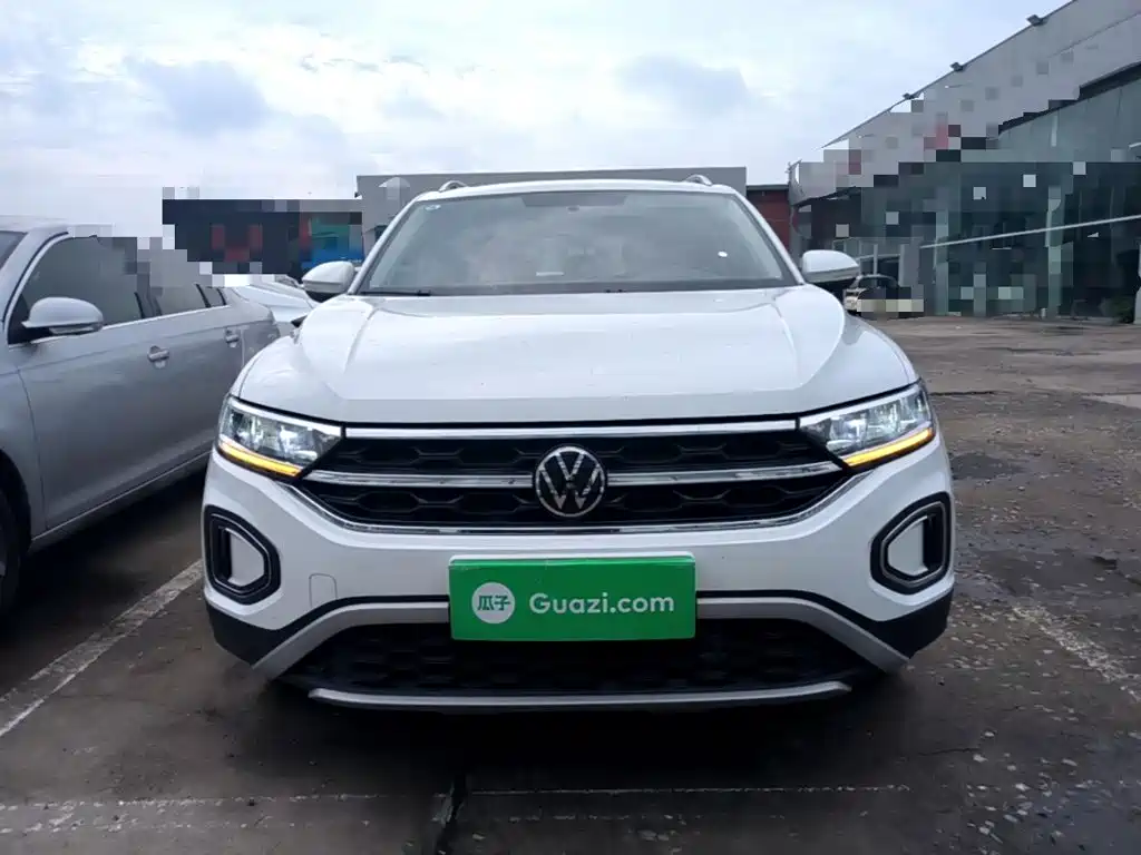Volkswagen T-Roc, миниатюра 3
