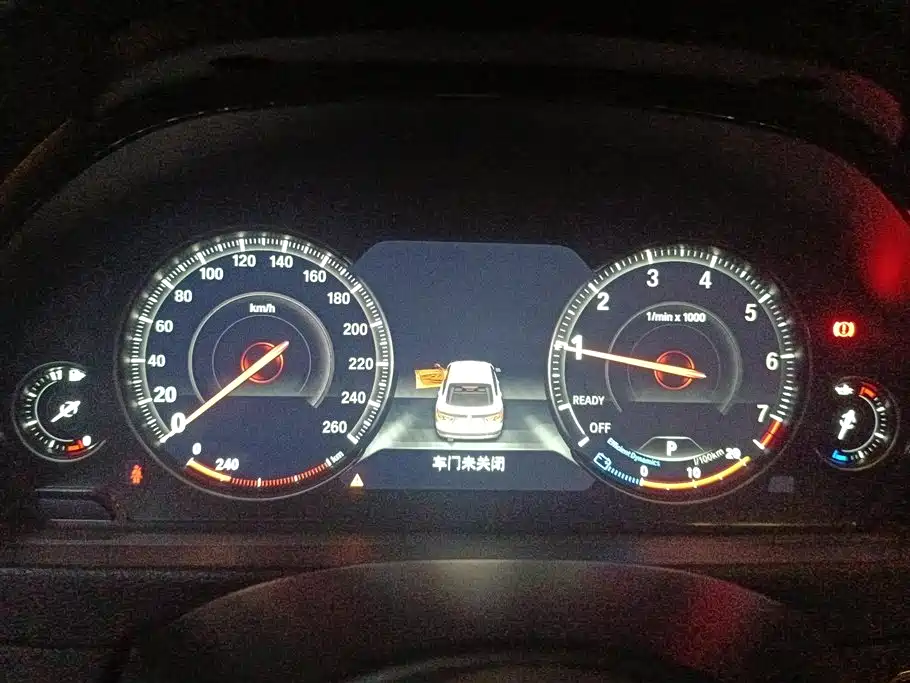 BMW 3 Series GT 2020 320i M Sport Package фото 14