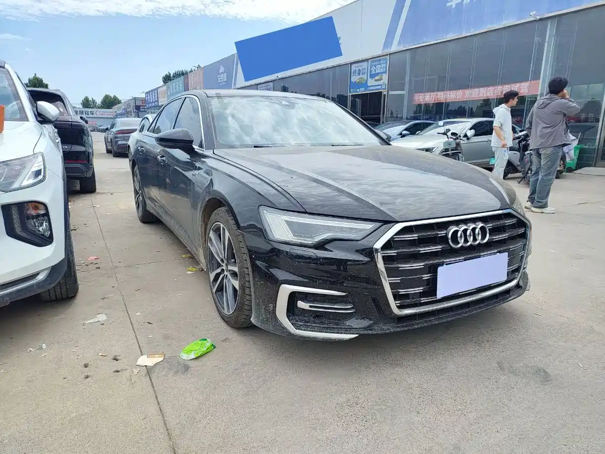 Photo 2 - Audi A6L