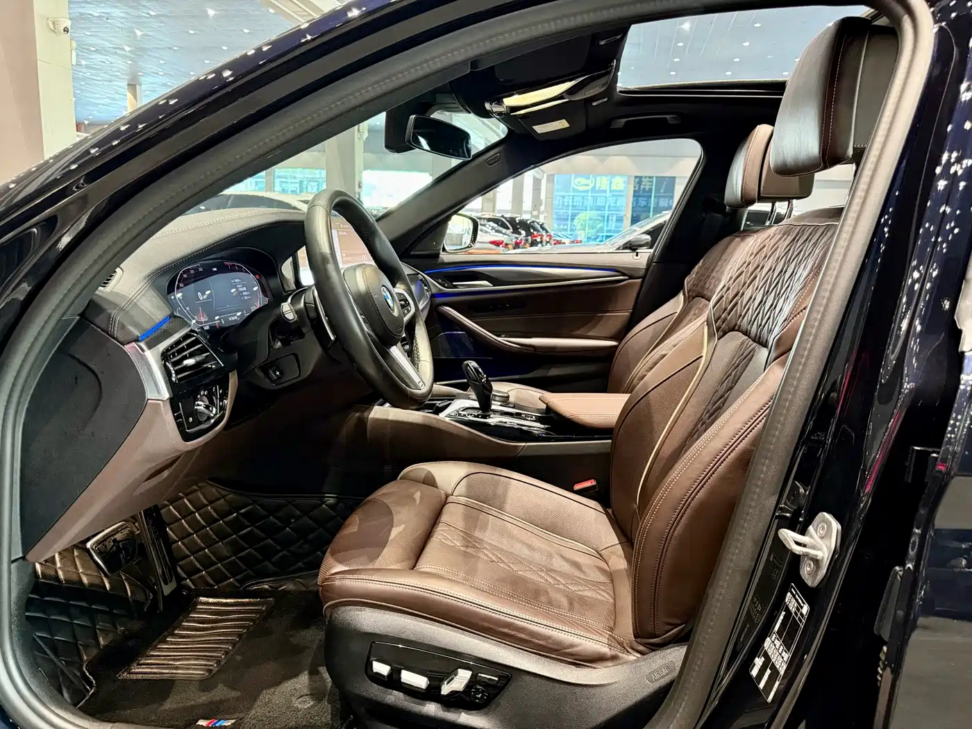 BMW 5 Series, миниатюра 5