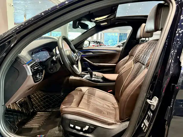 BMW 5 Series (Import) 2022 Facelift 540i Style Edition M Sport Package — фото 5