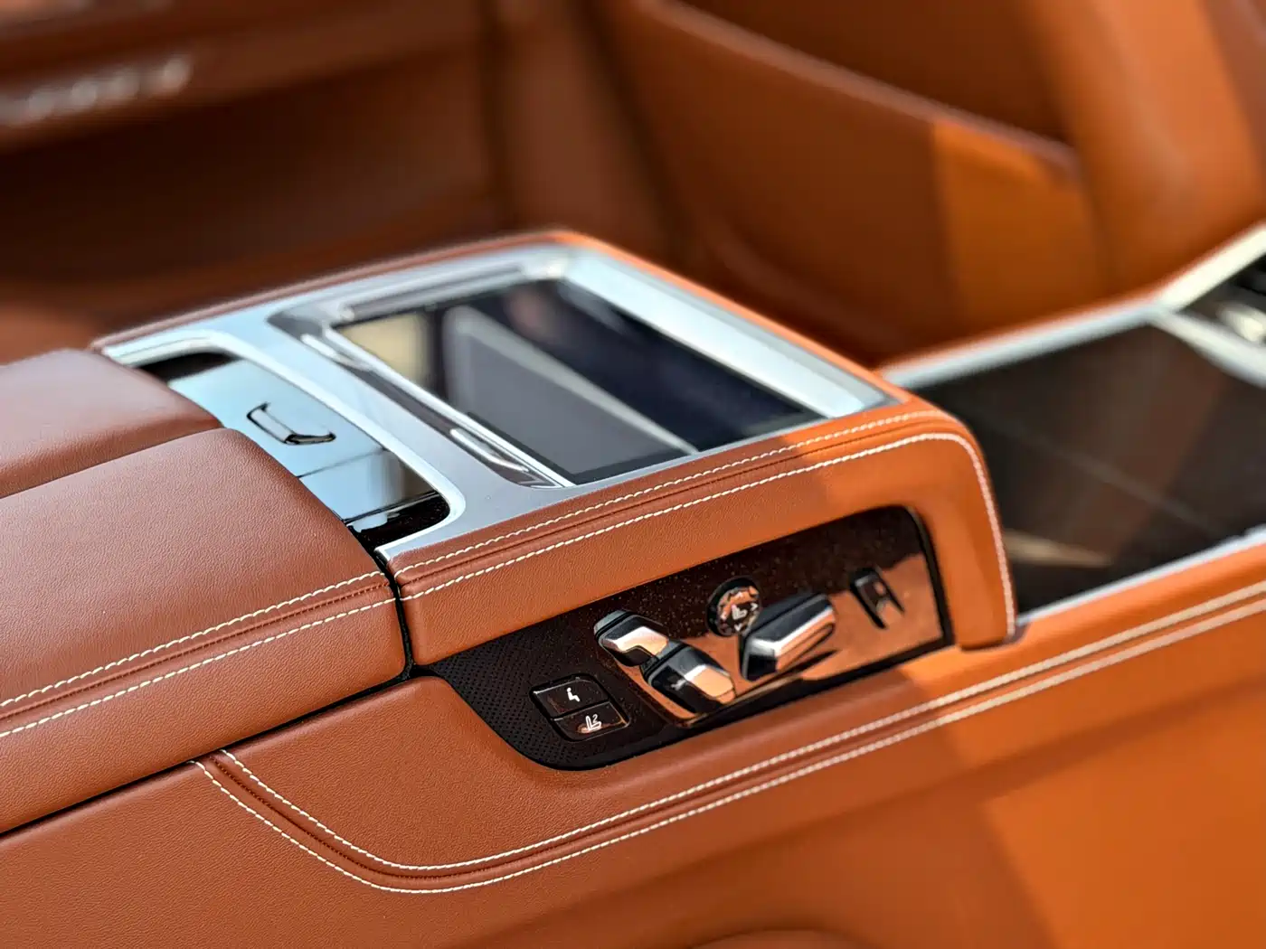 BMW 7 Series 2017 M760Li xDrive Excellence Luxury фото 12