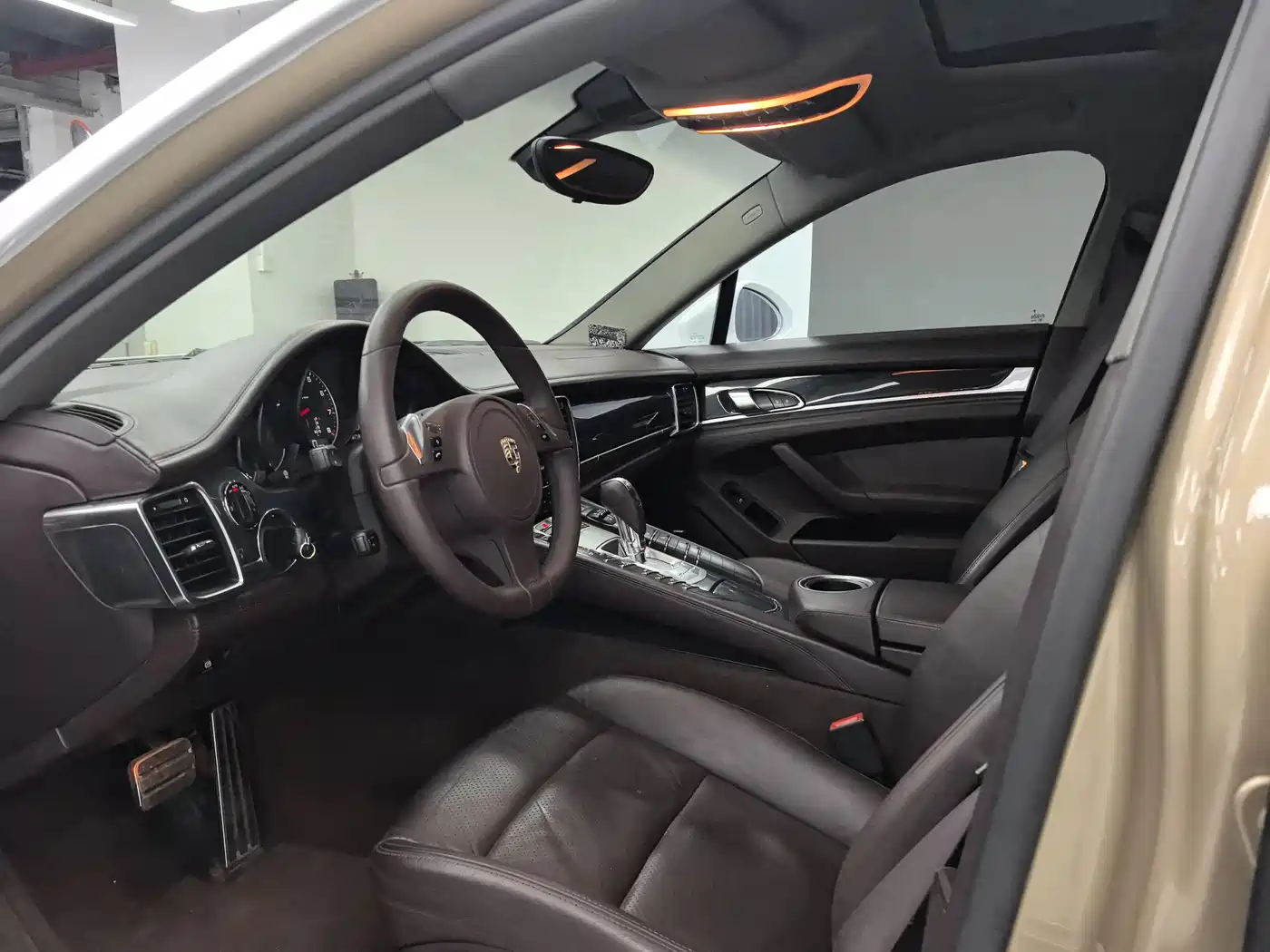 Porsche Panamera 2010 Panamera 4 3.6L фото 4