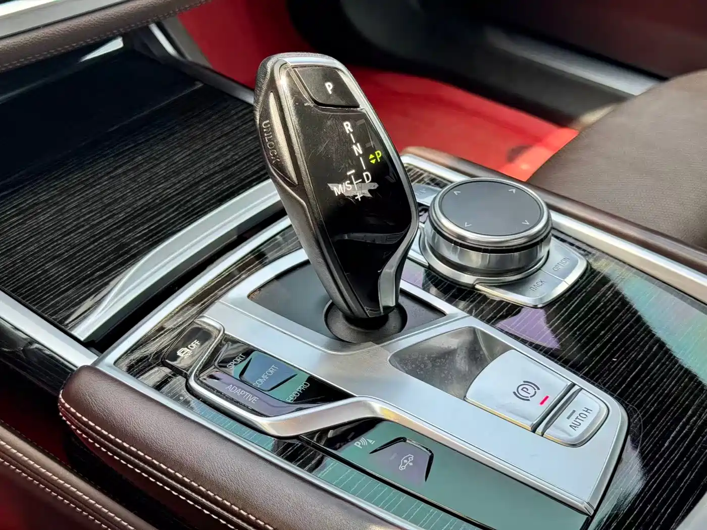 BMW 7 Series 2018 740Li Leading Type M Sport Package фото 15