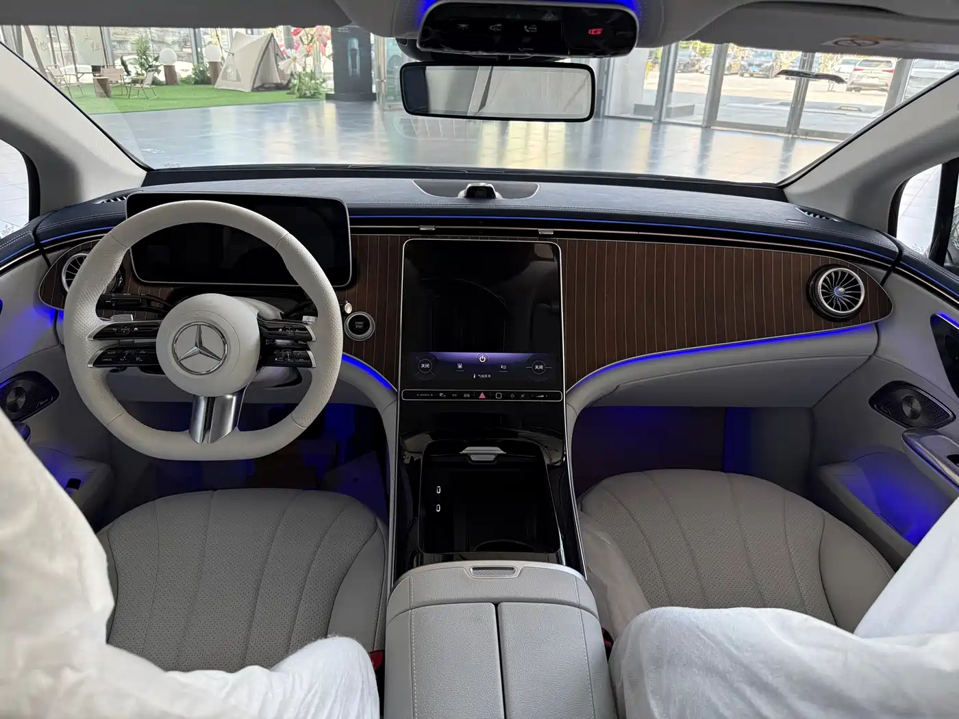 Mercedes-Benz EQE 2025 2025 500 4MATIC Pioneer