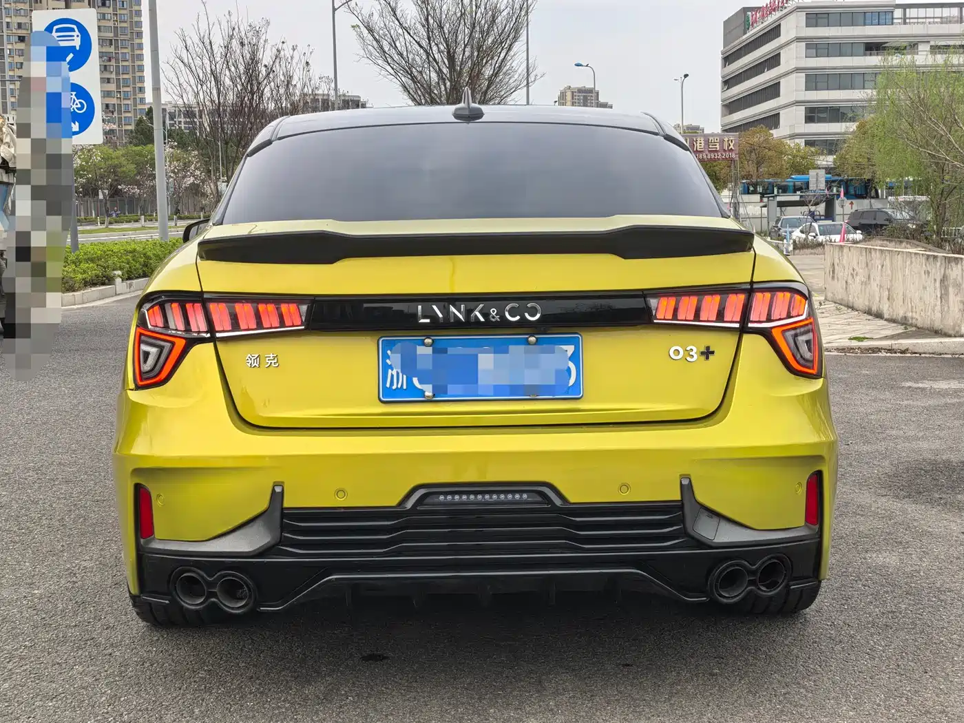 Lynk & Co 03 2022 03+ 2.0TD Auto Wind Rider Edition фото 11