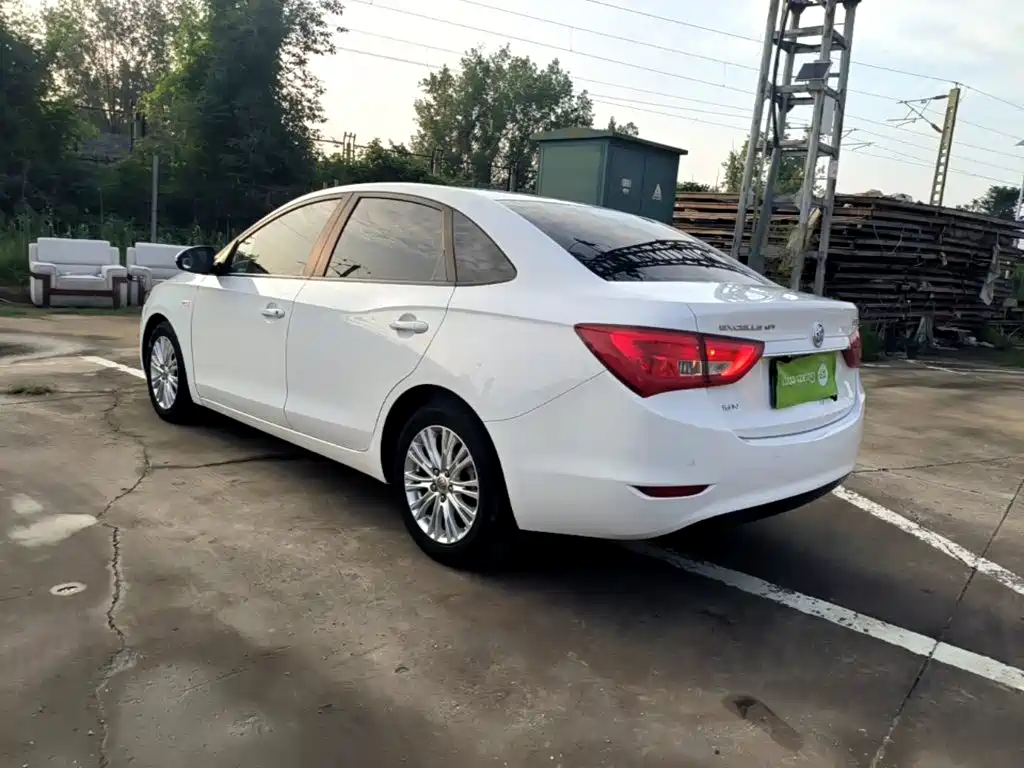 Фото 5 - Buick Excelle