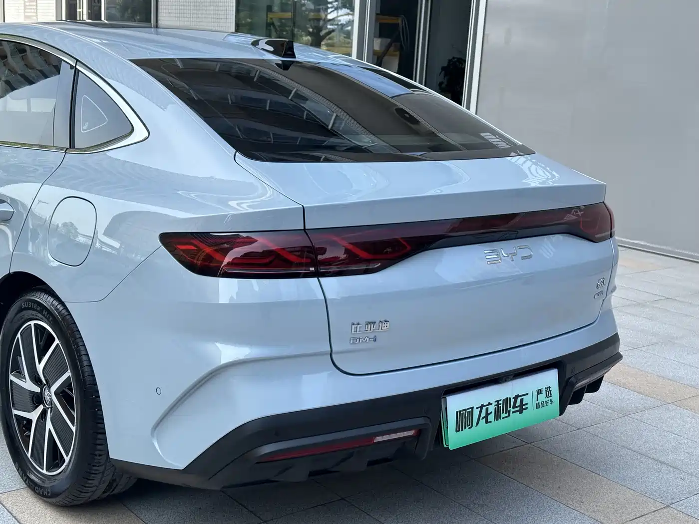 BYD Qin L 2025 DM-i Smart Drive 80KM Premium фото 16
