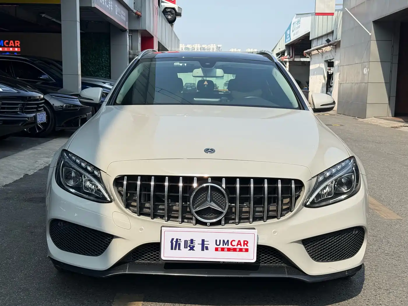 Mercedes-Benz C-Class (Import) 2018 C 200 Estate фото 2