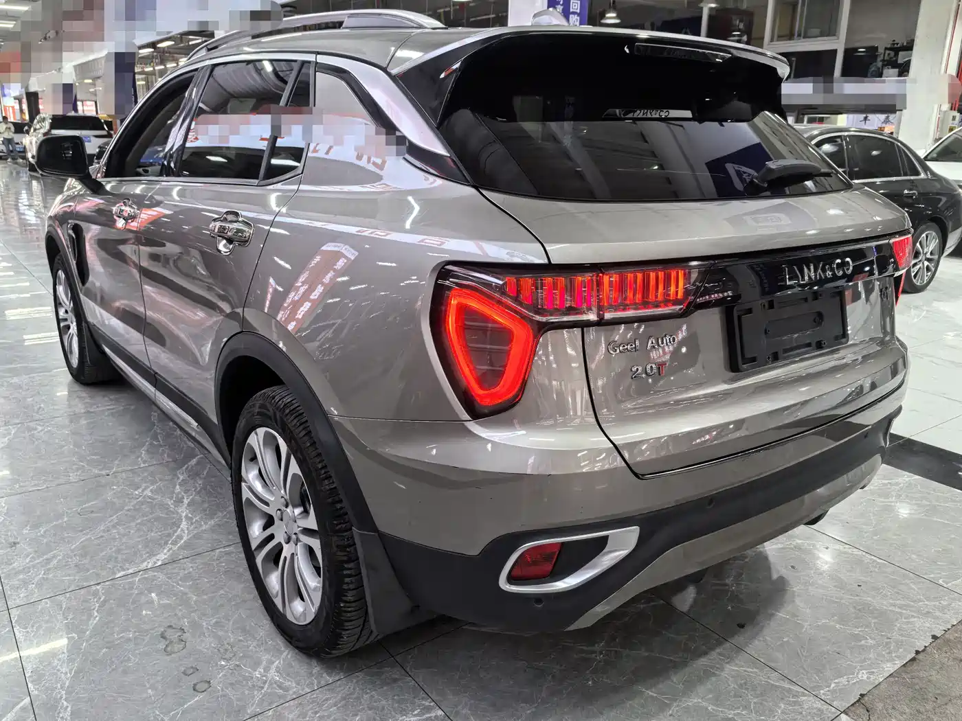 Lynk & Co 01 2019 2.0T 2WD Pro Edition China V фото 4