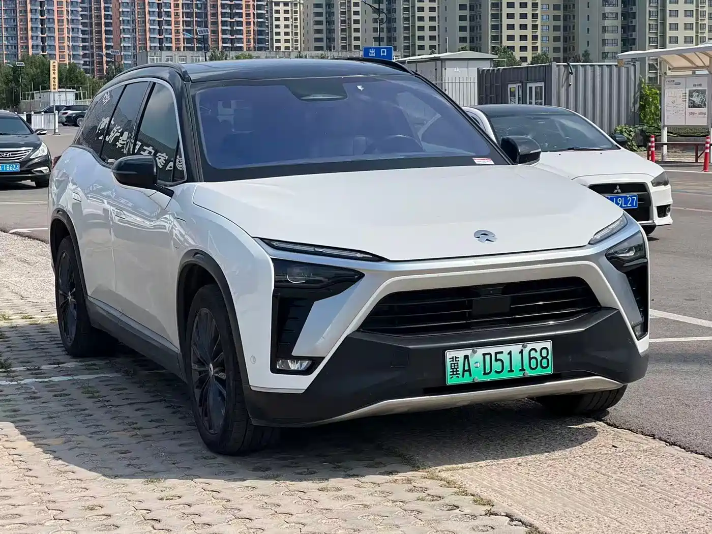 Фото 3 - NIO ES8