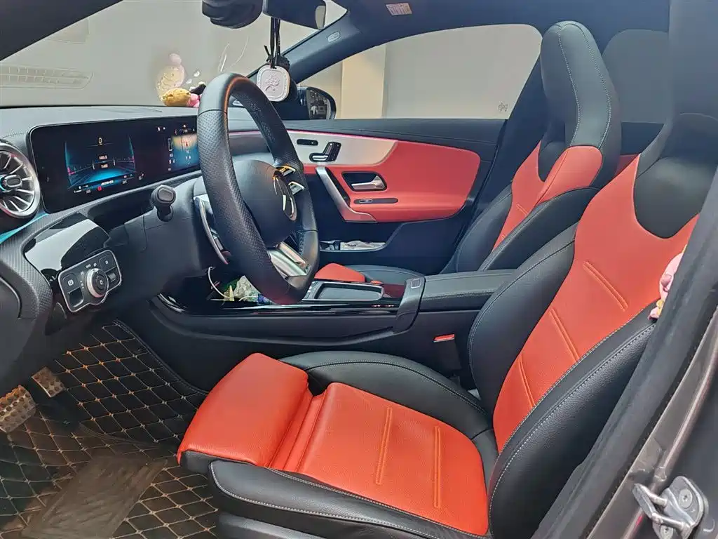 MERCEDES-BENZ CLA AMG