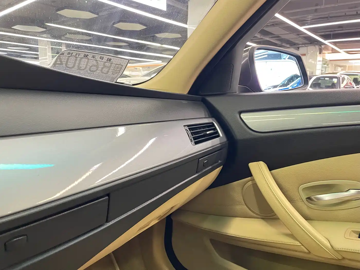 BMW 5 Series 2009 520Li Premium фото 20