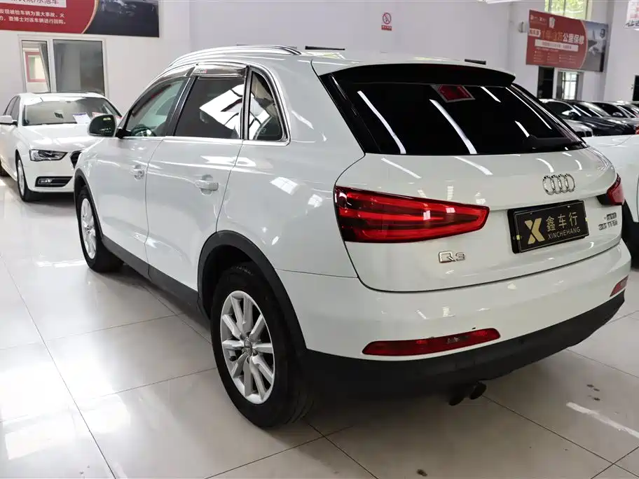 Audi Q3 2015 35 TFSI quattro Technology фото 7