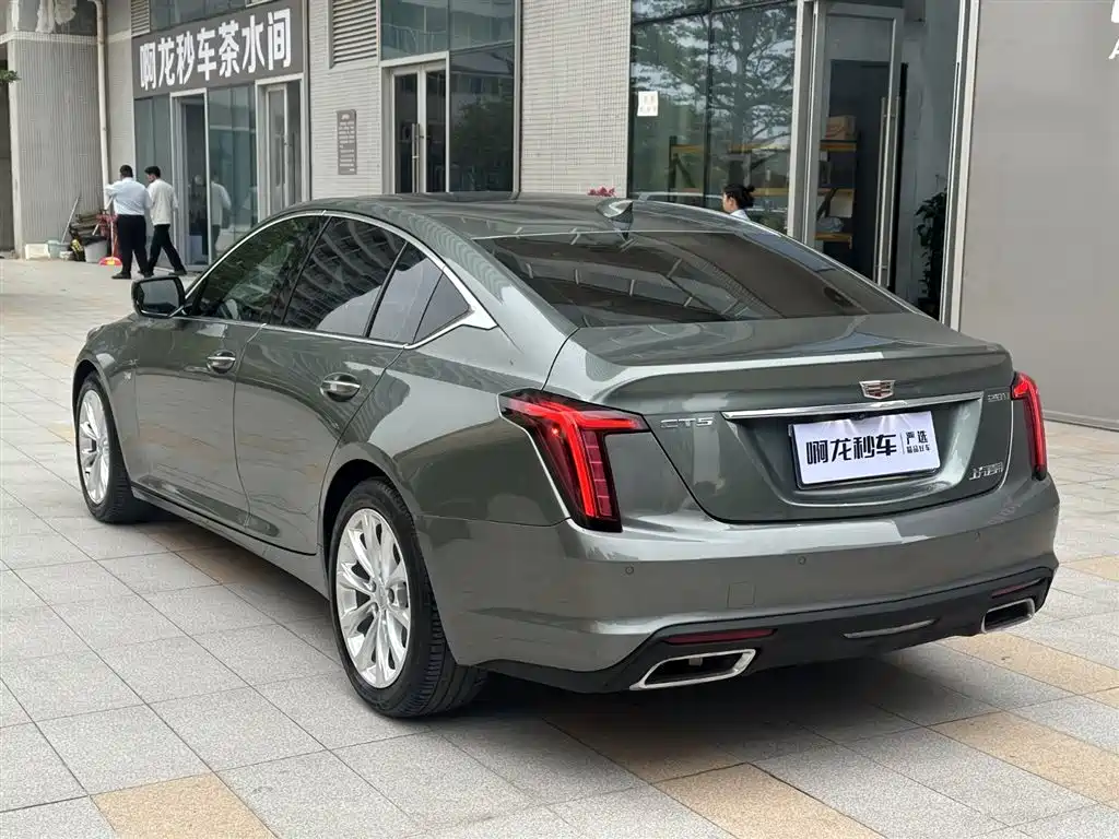 CADILLAC CT5