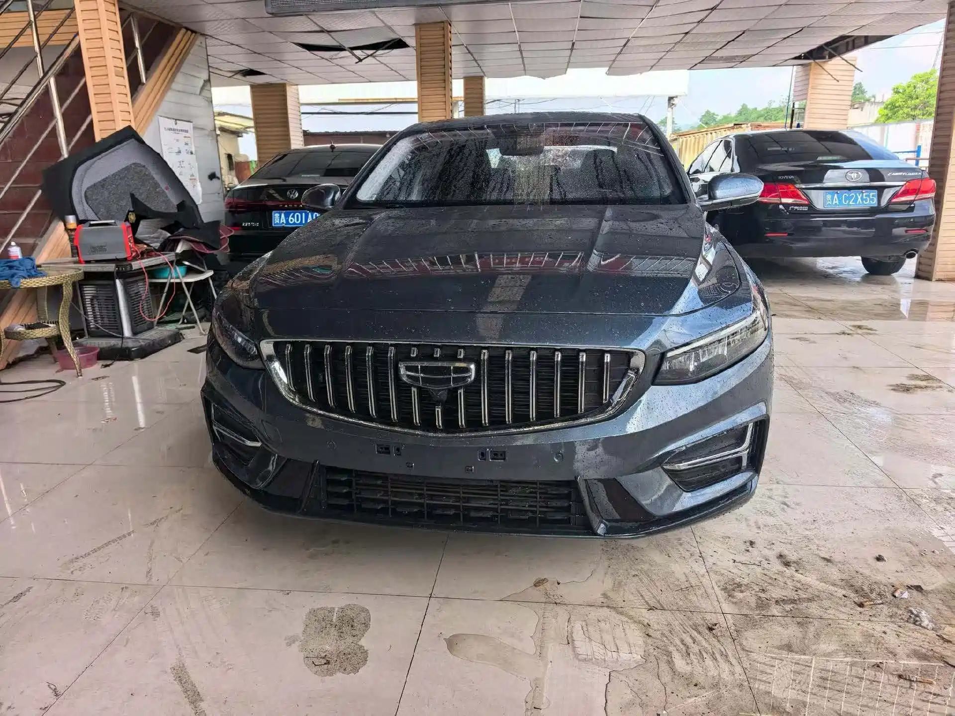 Фото 2 - Geely Preface