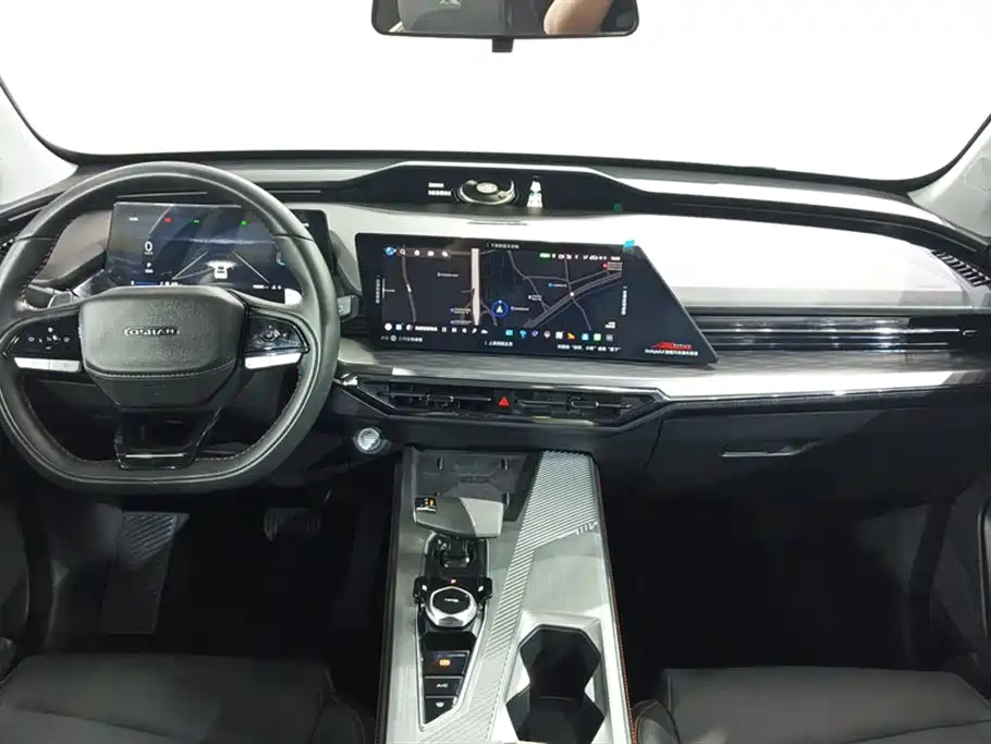 CHANGAN CHANGAN AUCHAN Z6