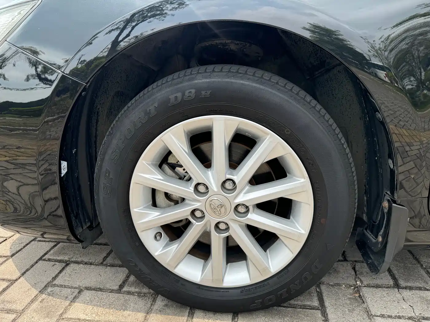 Toyota Camry 2016 2.0G 10th Anniversary Leading Edition фото 18