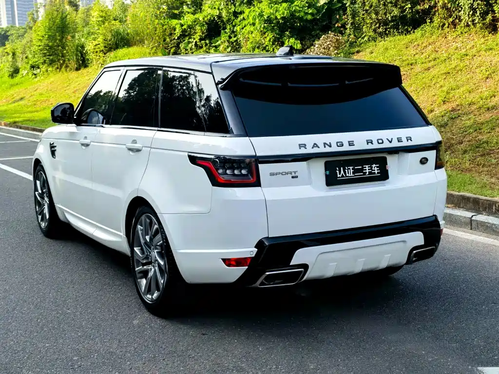 صورة 5 - Land Rover Range Rover Sport