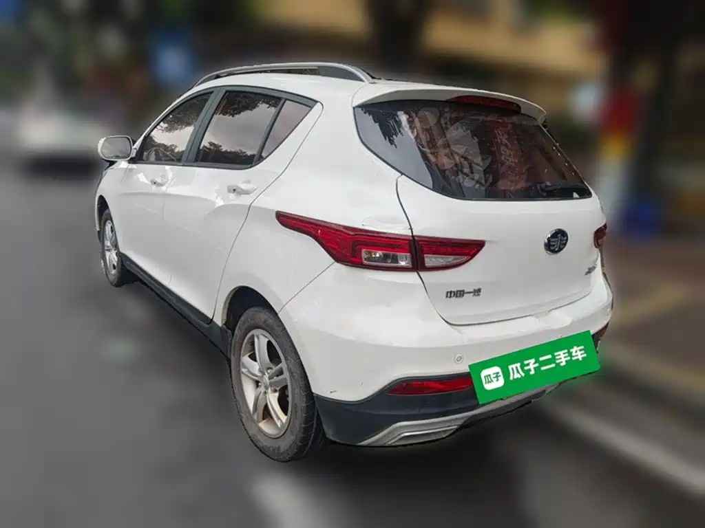 Фото 26 - FAW Junpai D60