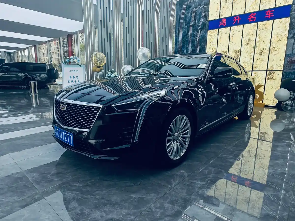 CADILLAC CT6