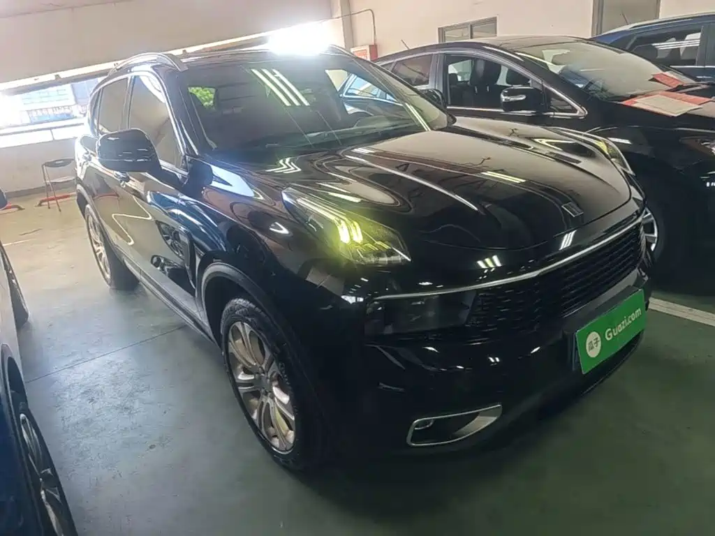 Lynk & Co 01 2018 2017 2.0T 2WD Pro Version